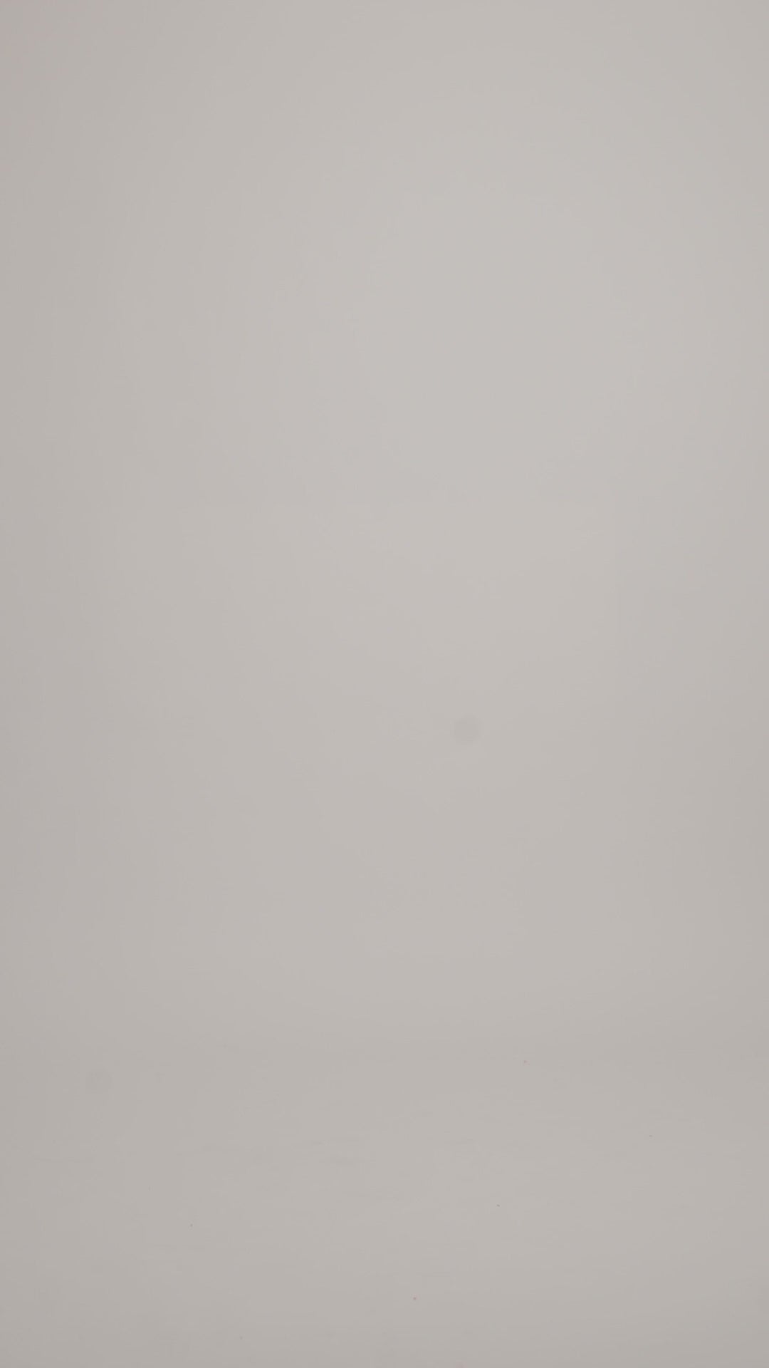 Scialle Peonia in Cashmere, Orange Blossom, On Model, Video